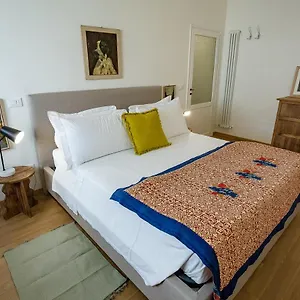 Acacia - Sambuco Apartment Florence